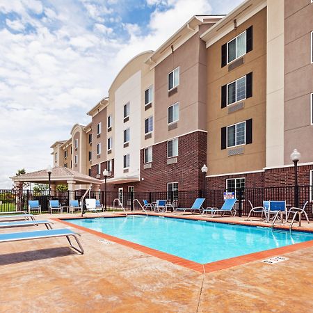 Candlewood Suites Del City By Ihg Exteriör bild
