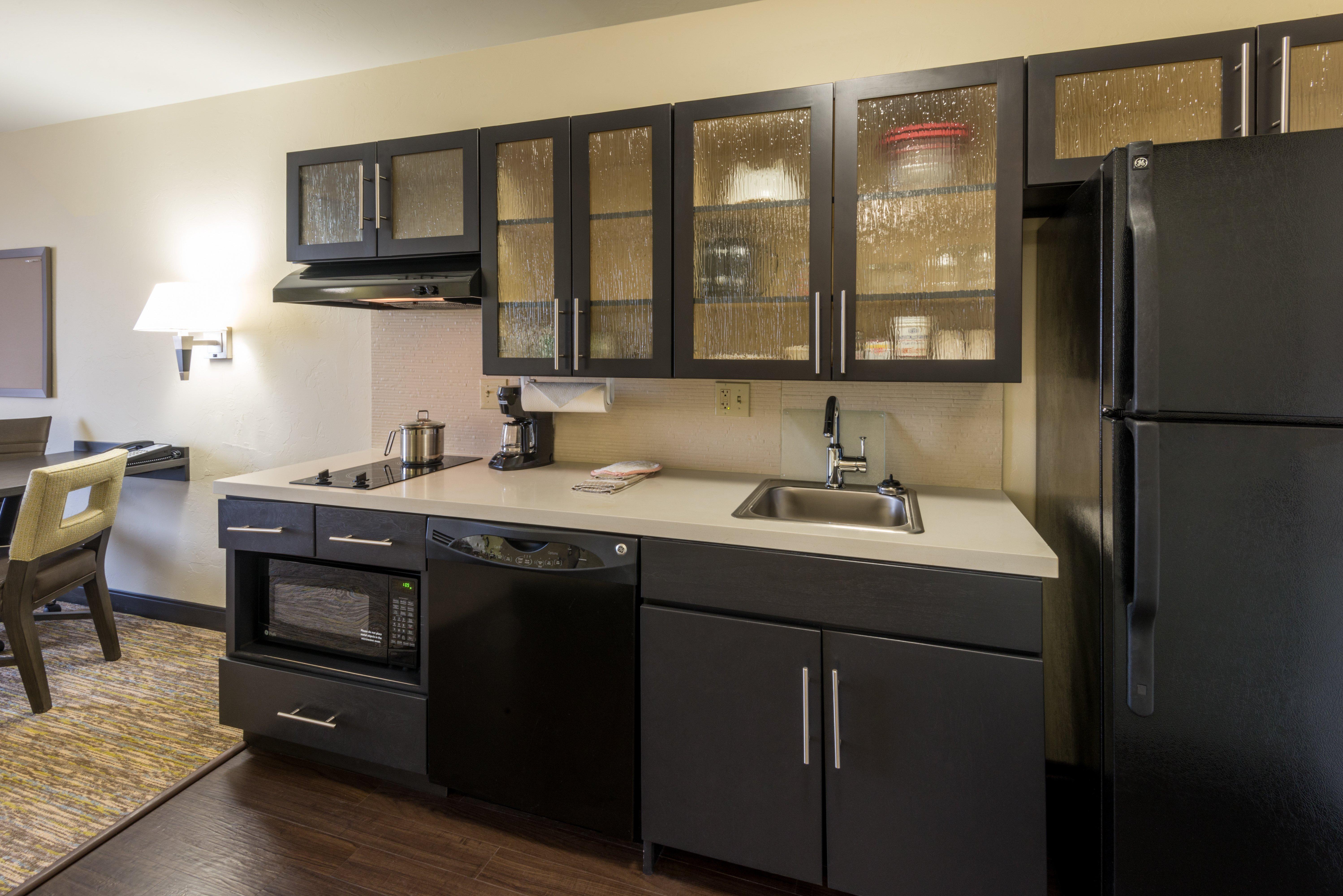 Candlewood Suites Del City By Ihg Exteriör bild