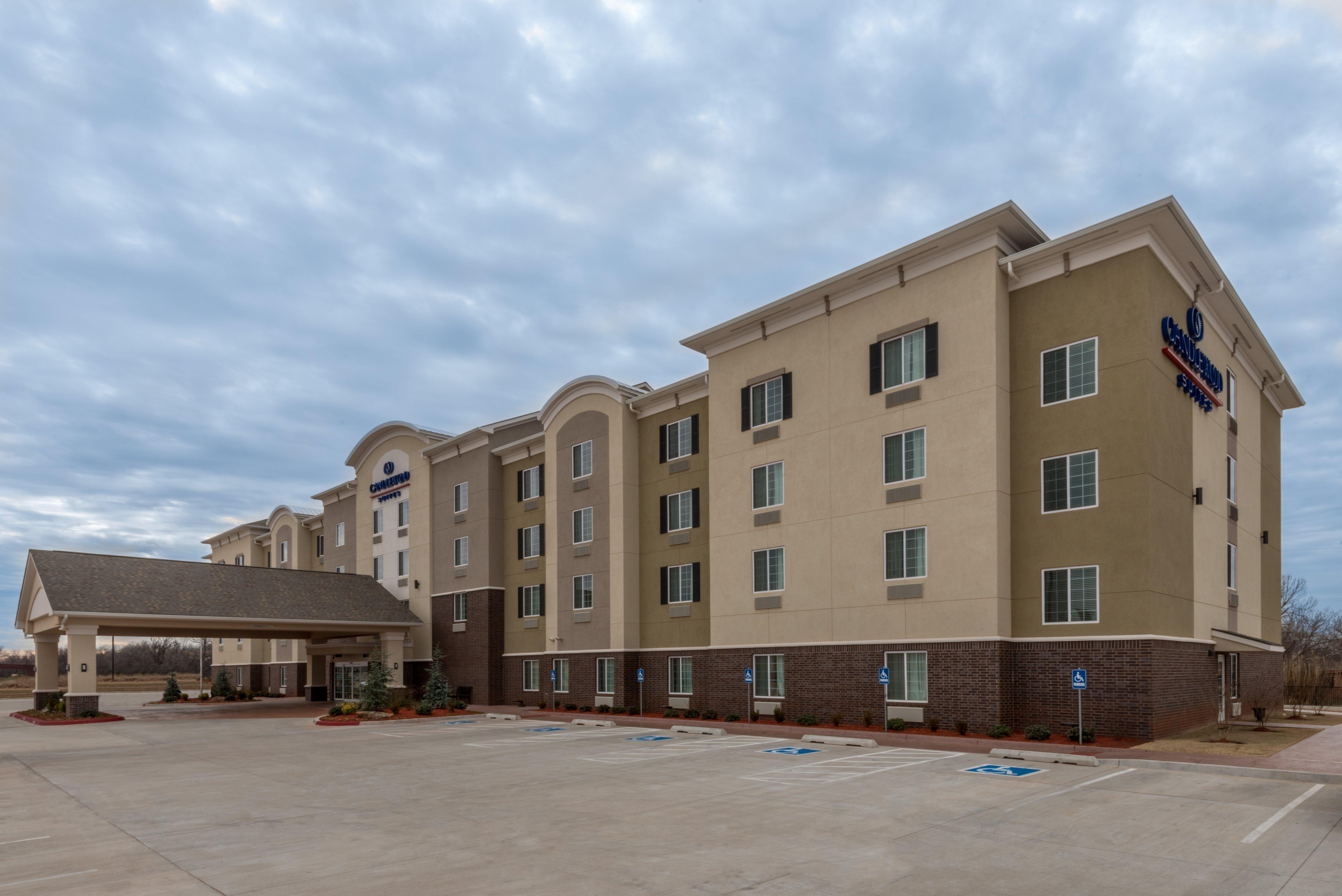 Candlewood Suites Del City By Ihg Exteriör bild