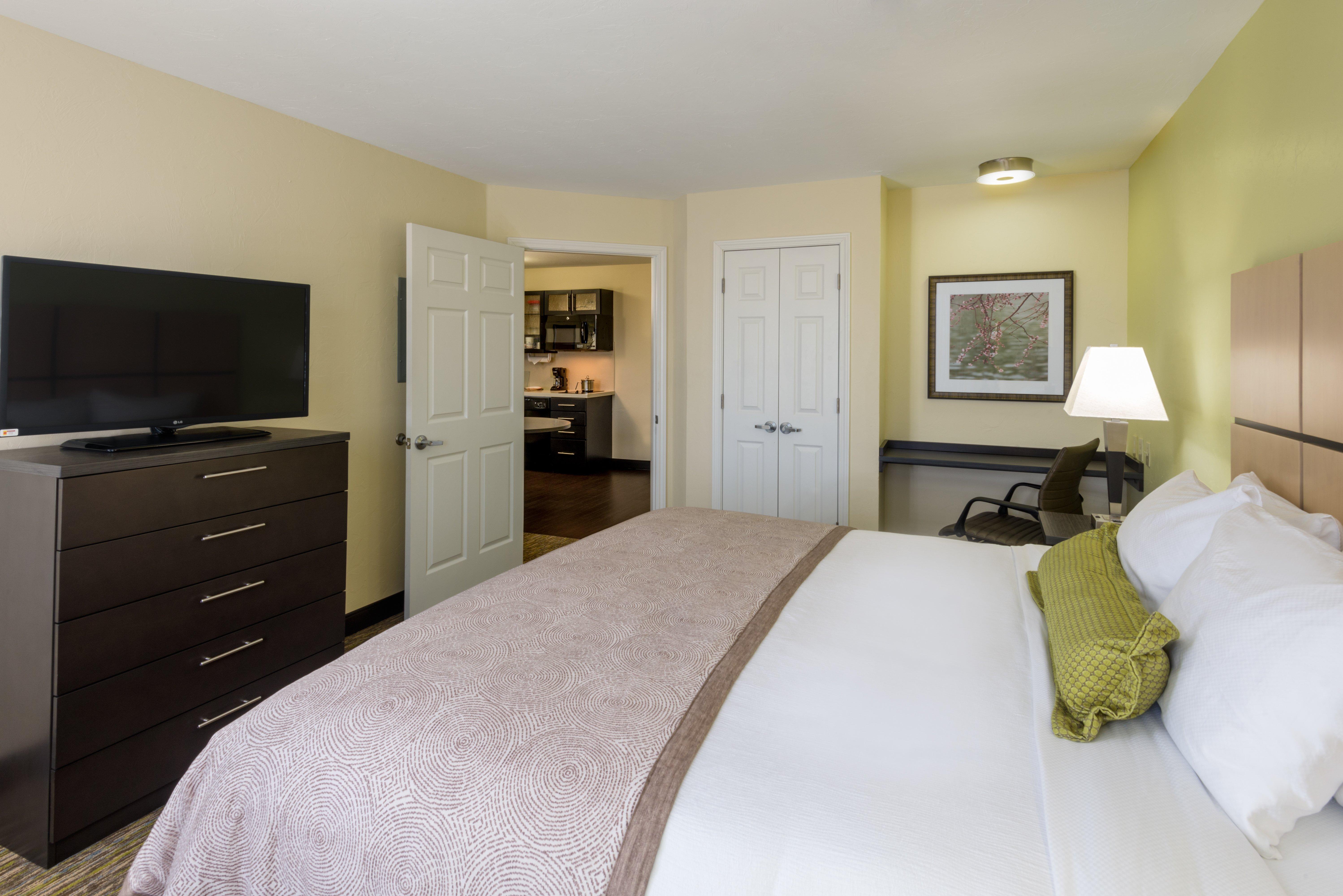 Candlewood Suites Del City By Ihg Exteriör bild