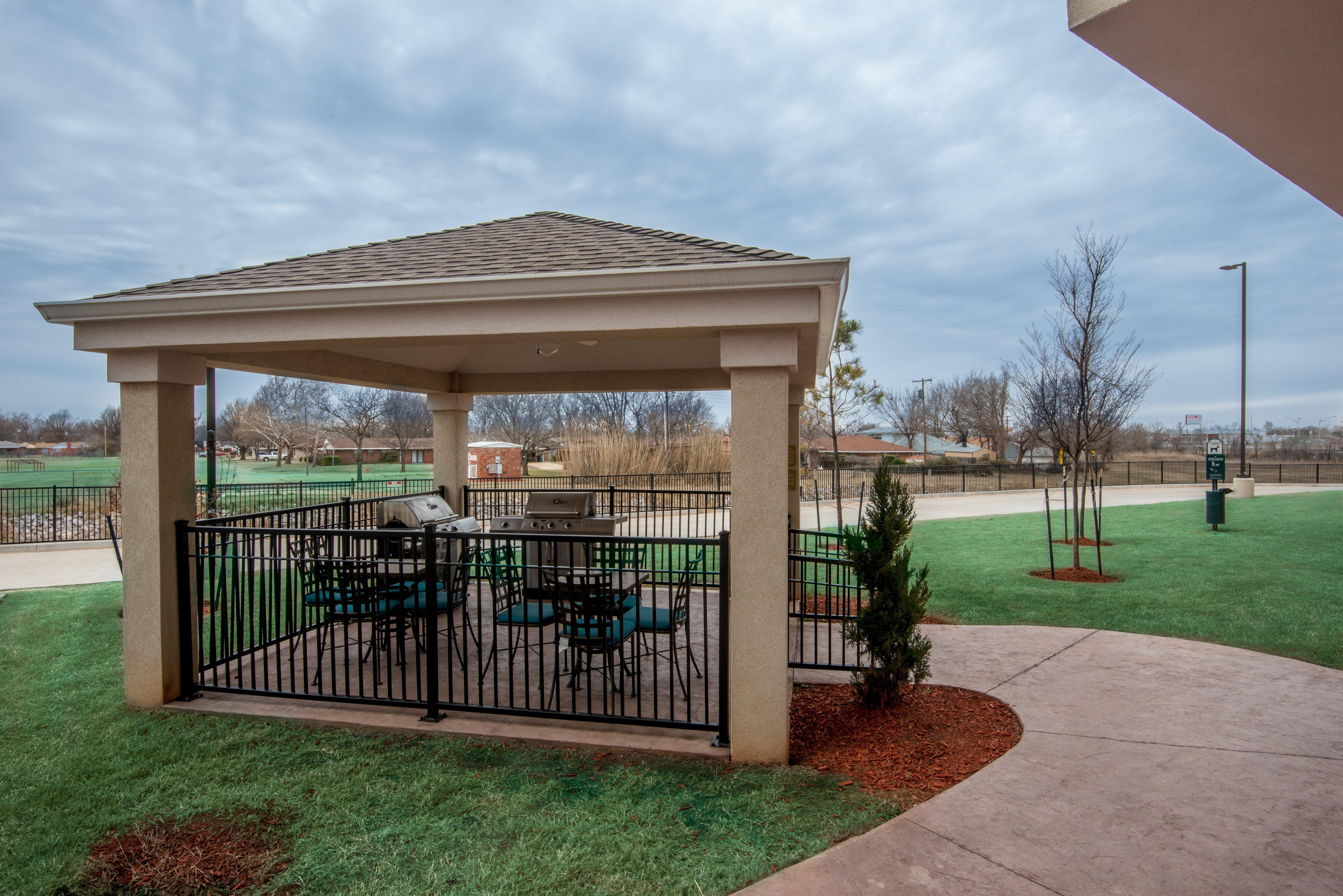 Candlewood Suites Del City By Ihg Exteriör bild